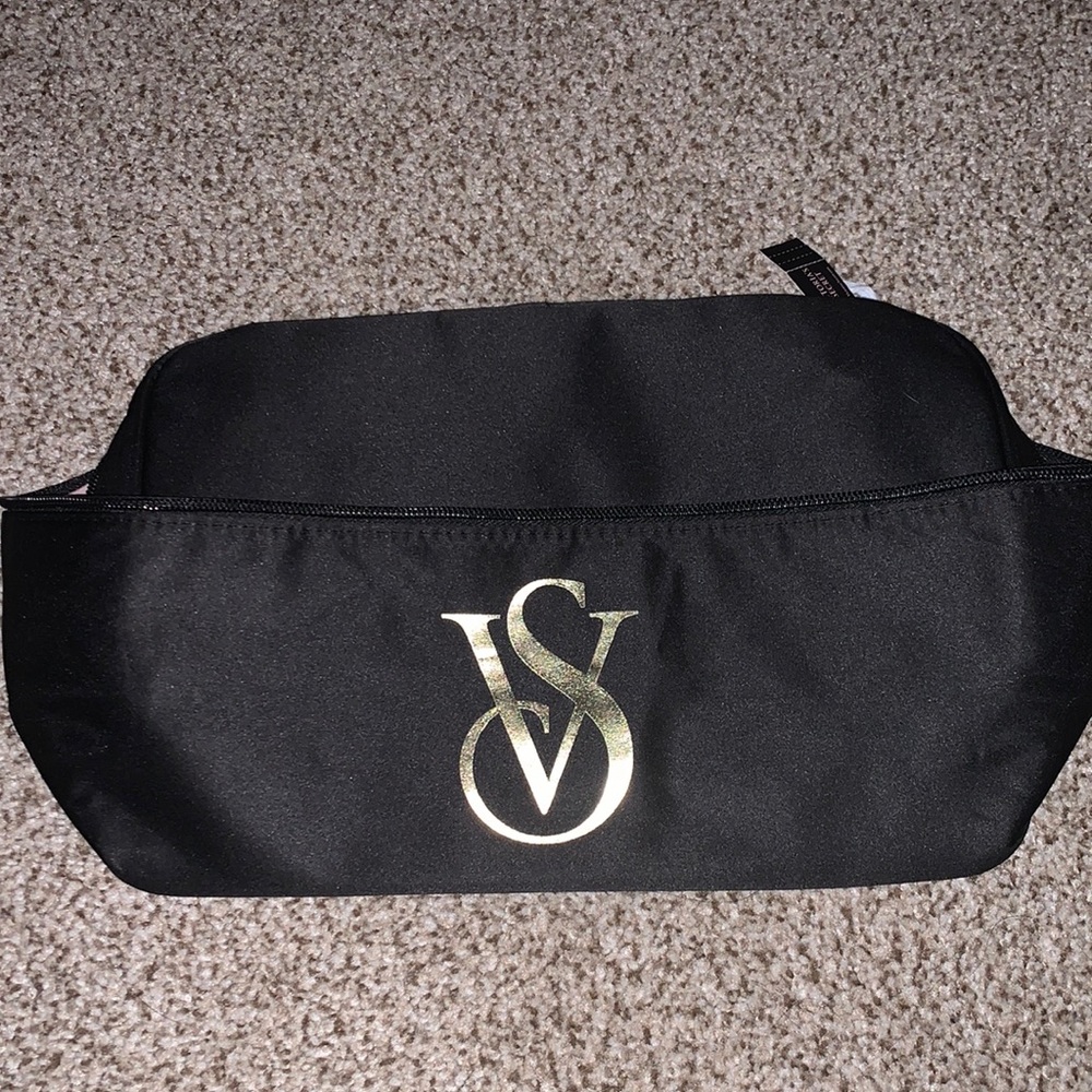 Victoria Secret Bra bag new with tags